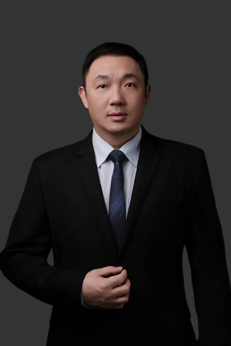 Prof. Yang Shi