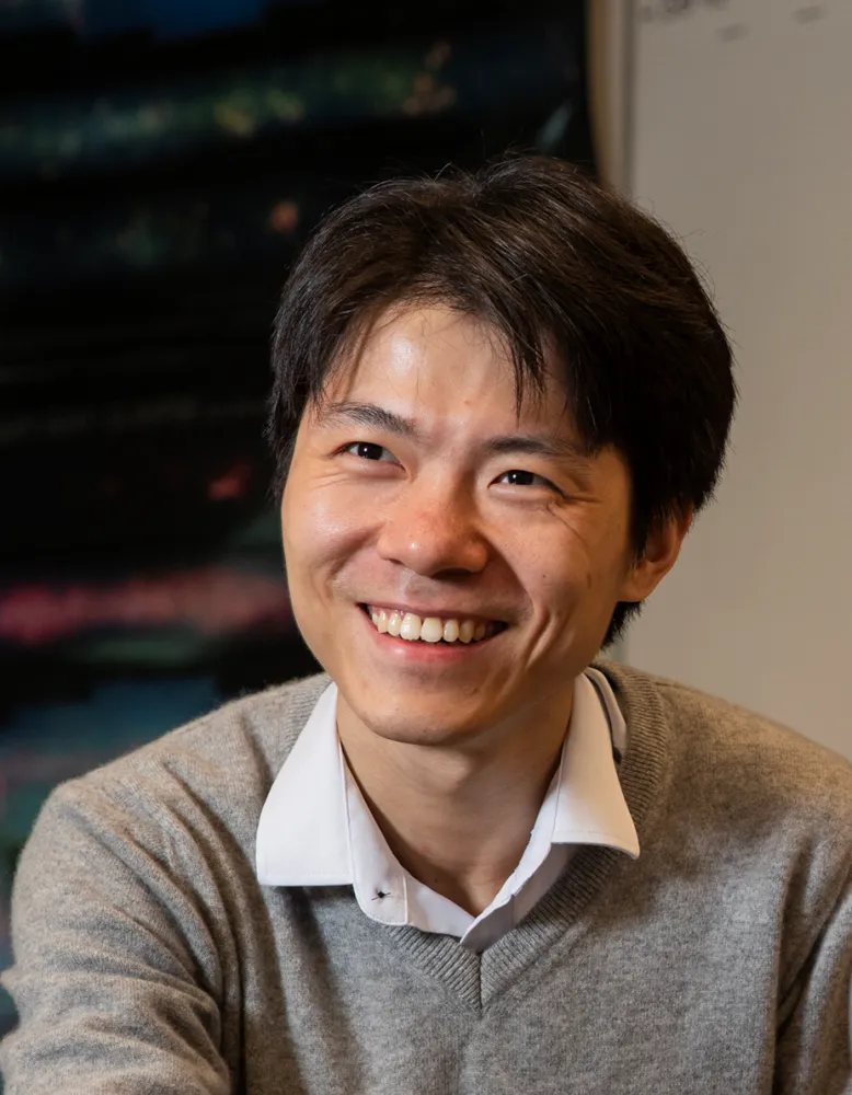 Prof. Ruobing Dong