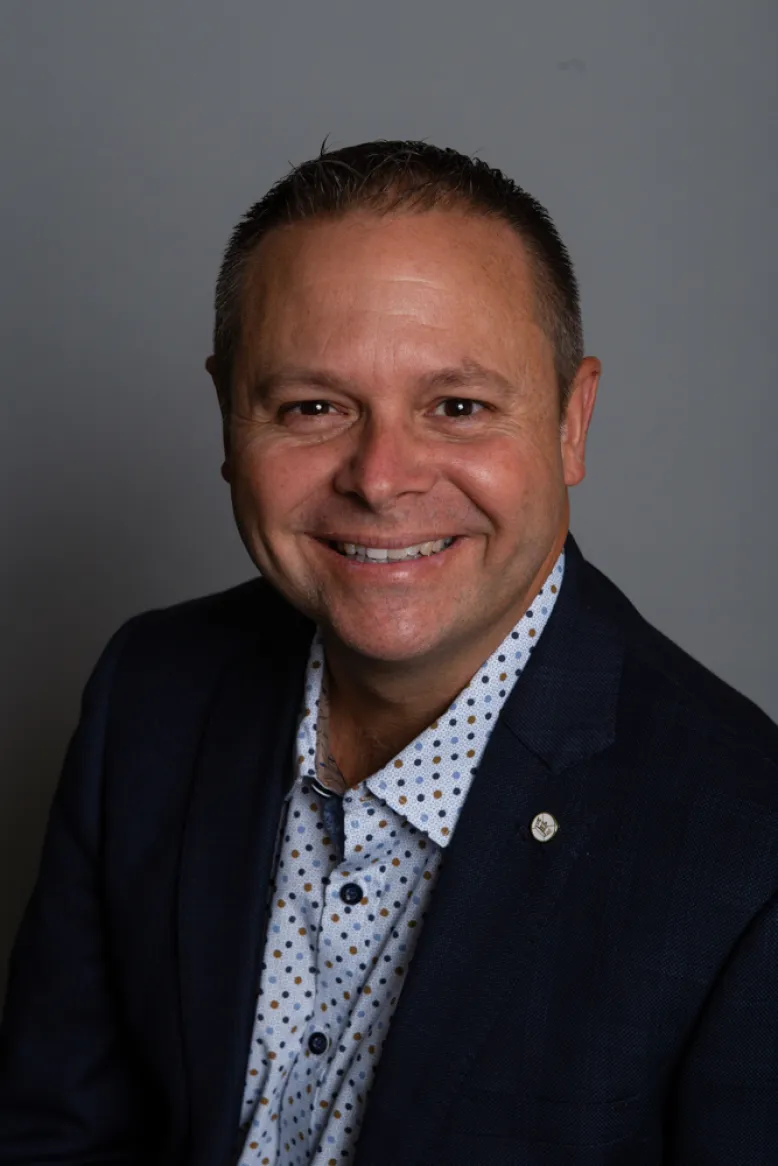 Dr. Steven J Cooke