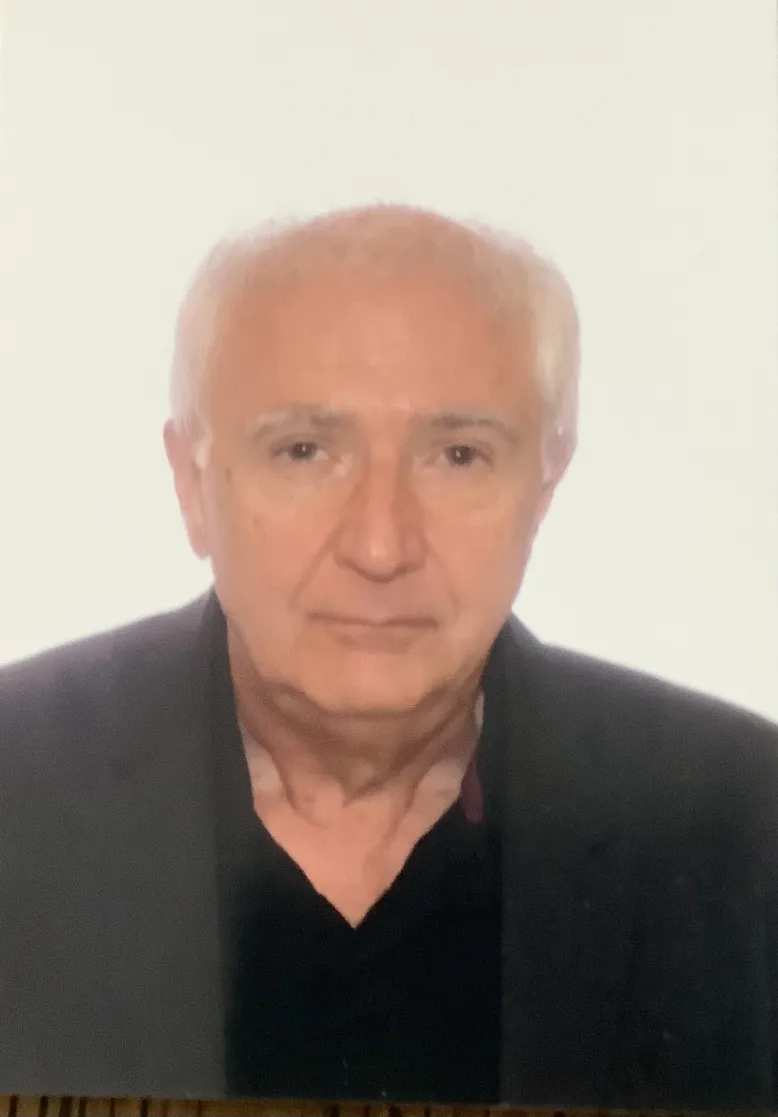 Prof. Douglas Moggach