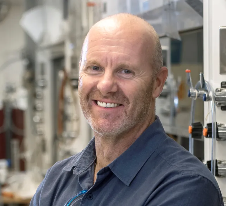 Prof. Steven Holdcroft