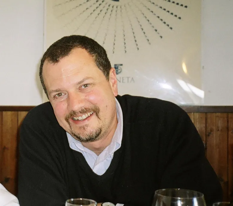 Dr. Ian Putnam