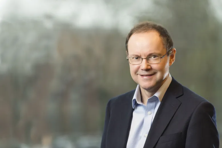 Dr. David Huntsman