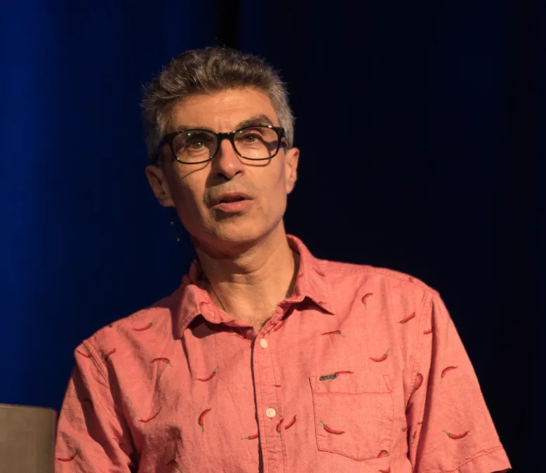 M. Yoshua Bengio