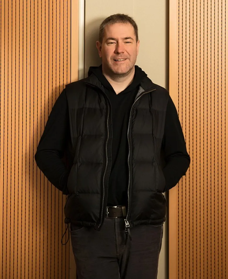 Dr. Stuart J. Murray