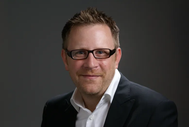 Prof. Martin Drapeau